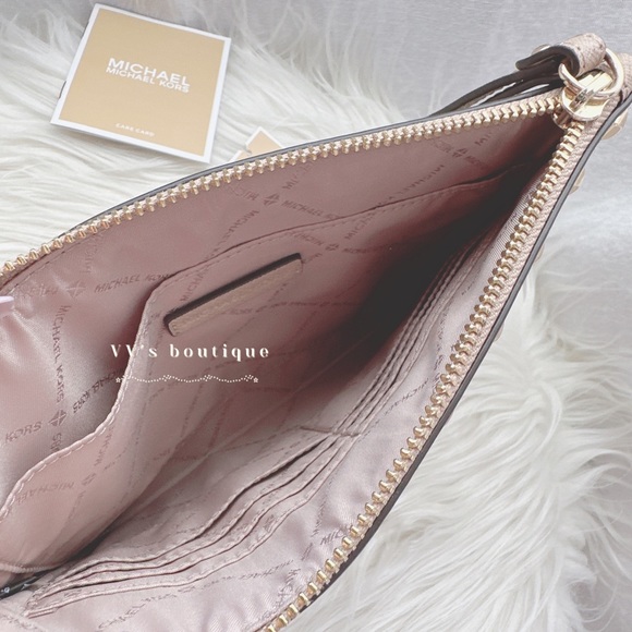 NWT Michael Kors XL Zip Clutch Studded Leather Wristlet Bisque 35H9GTVW7L - Picture 5 of 6